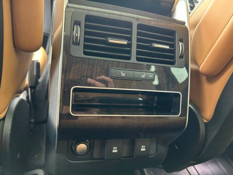 2020 Land Rover Range Rover Sport P525 HSE Dynamic