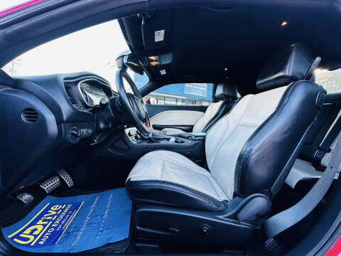 2015 Dodge Challenger R/T Plus