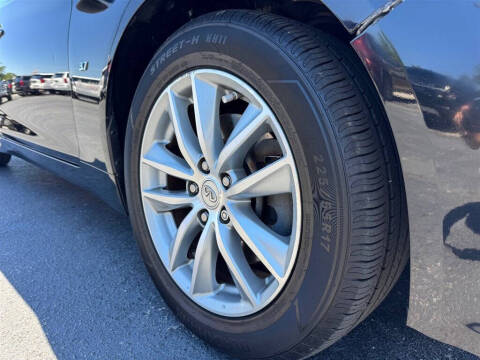 2015 Infiniti Q50