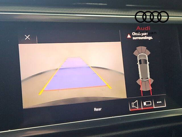 2020 Audi Q3 quattro S line Premium 45 TFSI