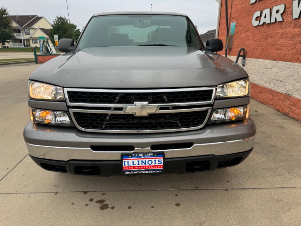 2006 Chevrolet Silverado 1500 for sale at Illinois Auto Wholesalers in Tolono, IL