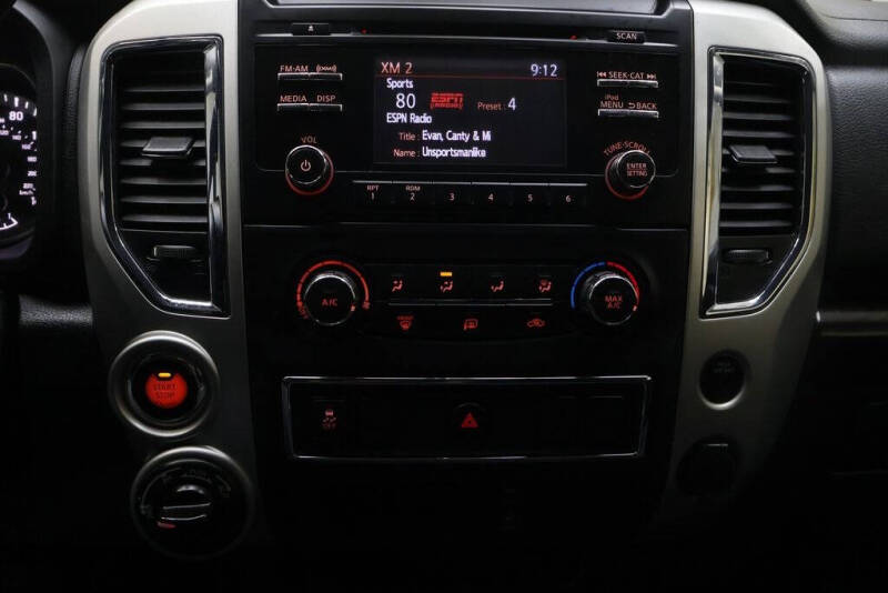 2018 Nissan Titan SV