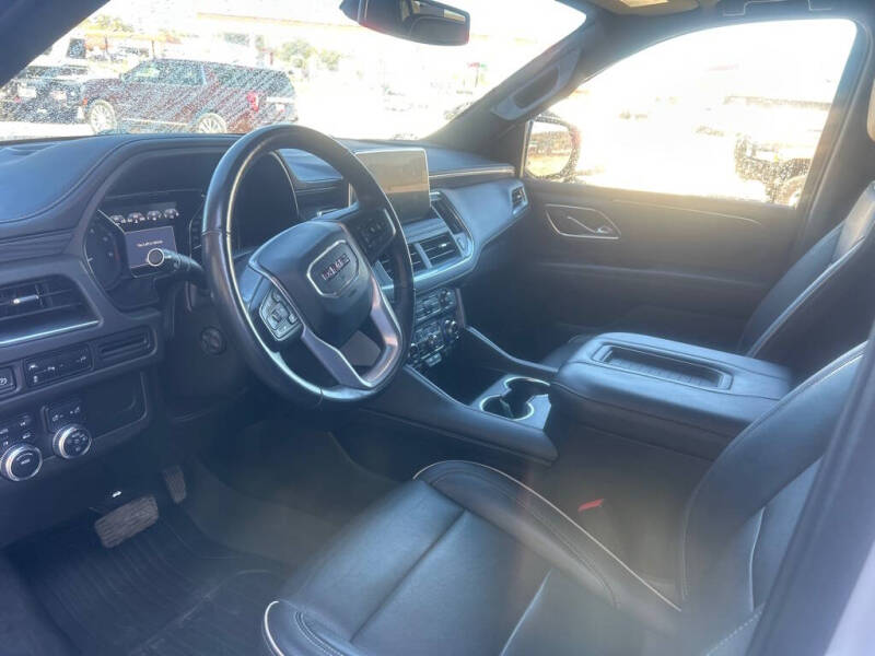 2021 GMC Yukon XL SLT