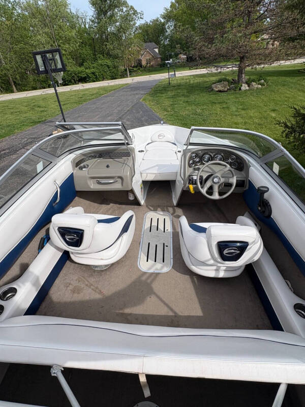 2011 Crownline 18SS