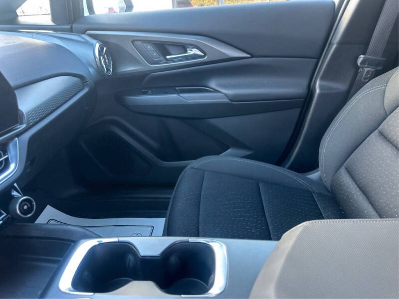 2025 Chevrolet Equinox EV LT