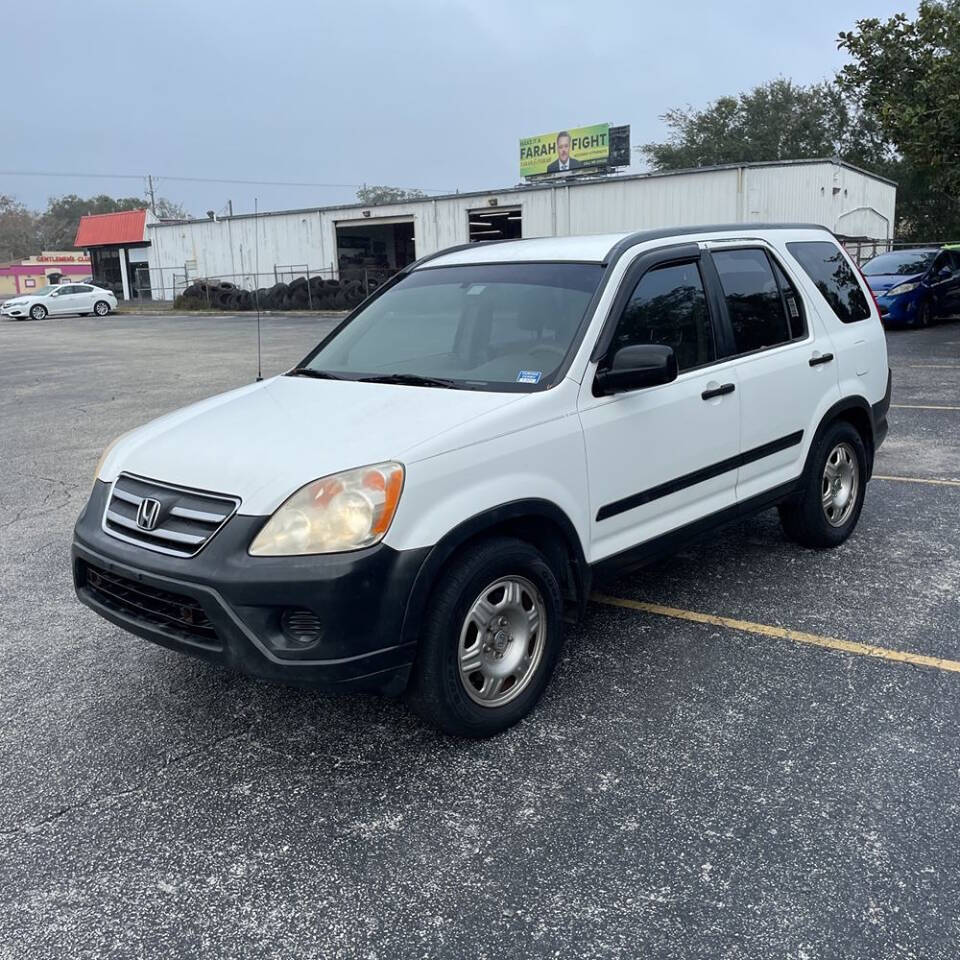 2005 Honda CR-V LX photo 5