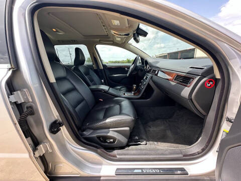 2009 Volvo V70 3.2
