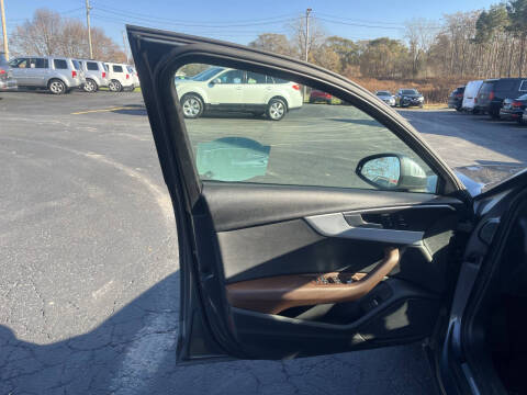 2017 Audi A4 2.0T quattro Premium