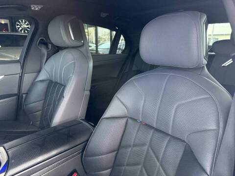 2023 BMW 7 Series 760i xDrive