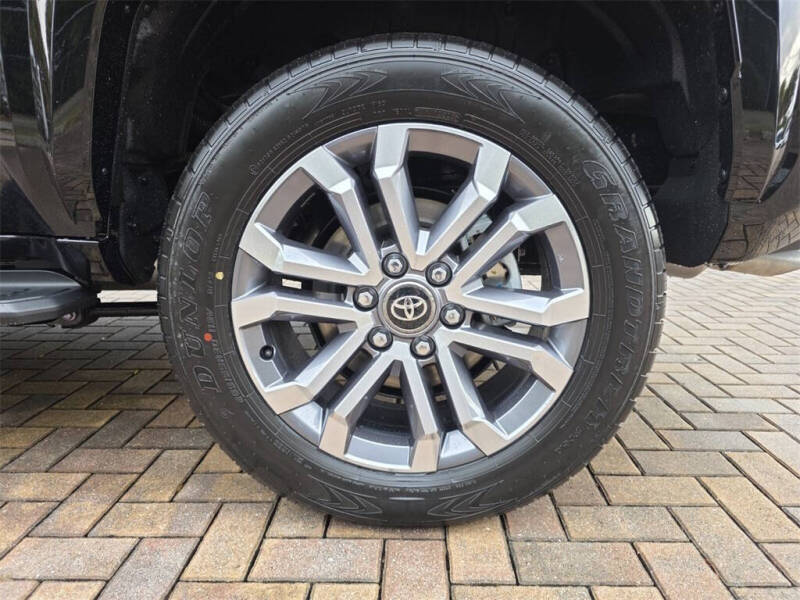 2026 Toyota 4Runner Limited HV