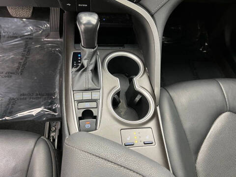 2023 Toyota Camry XLE