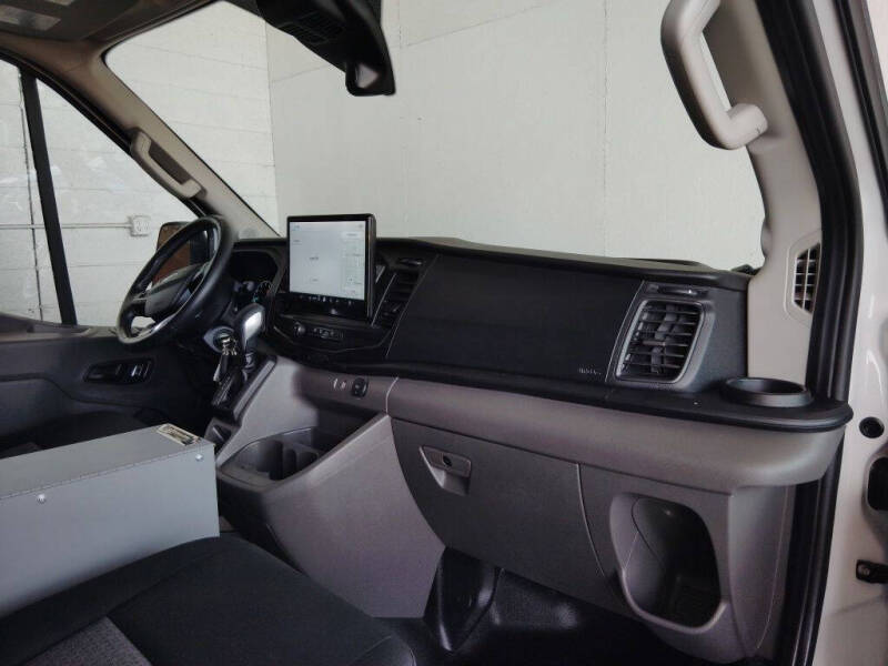 2024 Ford Transit 250