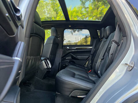 2015 Porsche Cayenne S