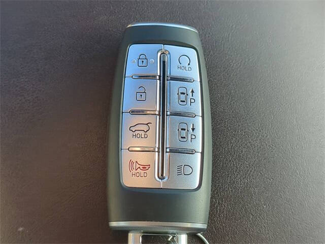 2023 Genesis GV70 2.5T Standard