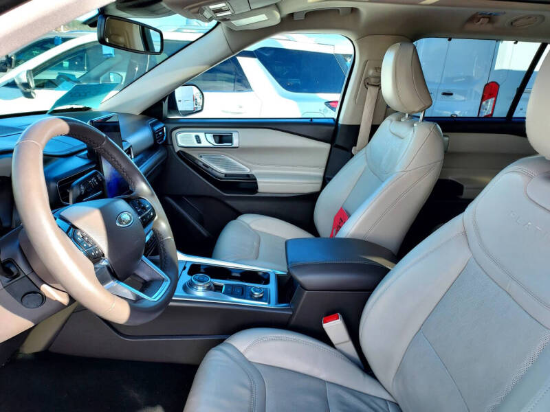 2024 Ford Explorer Platinum