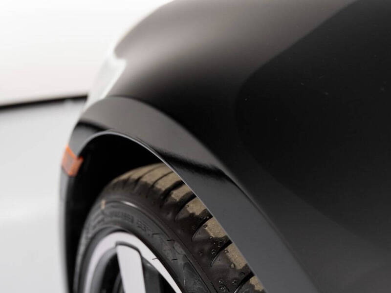 2025 Porsche 911 Carrera