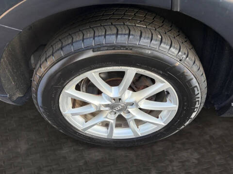 2012 Audi Q5 2.0T quattro Premium Plus