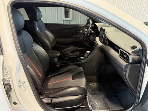 2021 Hyundai Veloster