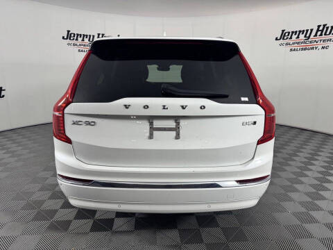 2024 Volvo XC90 B5 Plus Bright Theme