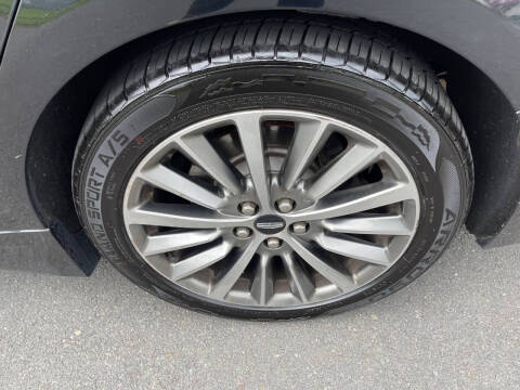 2017 Lincoln MKZ Select