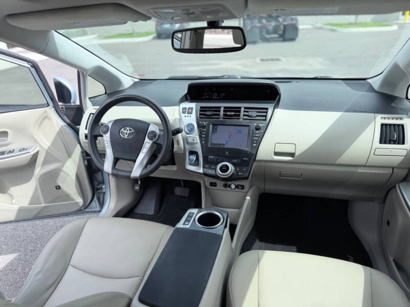 2012 Toyota Prius v Five