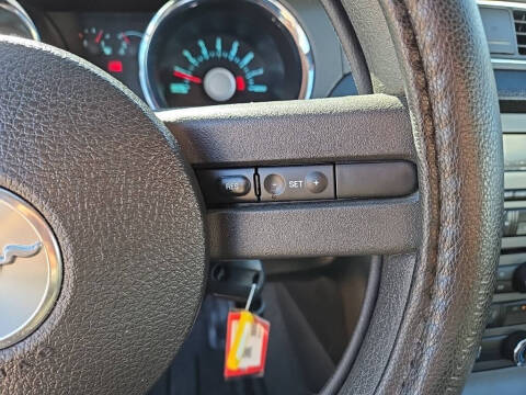 2012 Ford Mustang V6 Premium