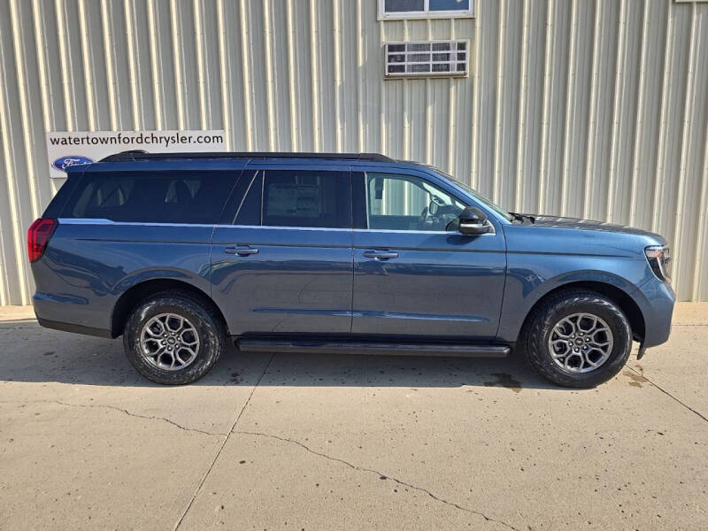 2027 Ford Expedition MAX Active