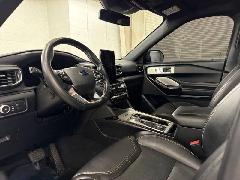 2022 Ford Explorer ST