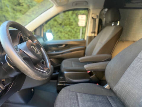 2016 Mercedes-Benz Metris