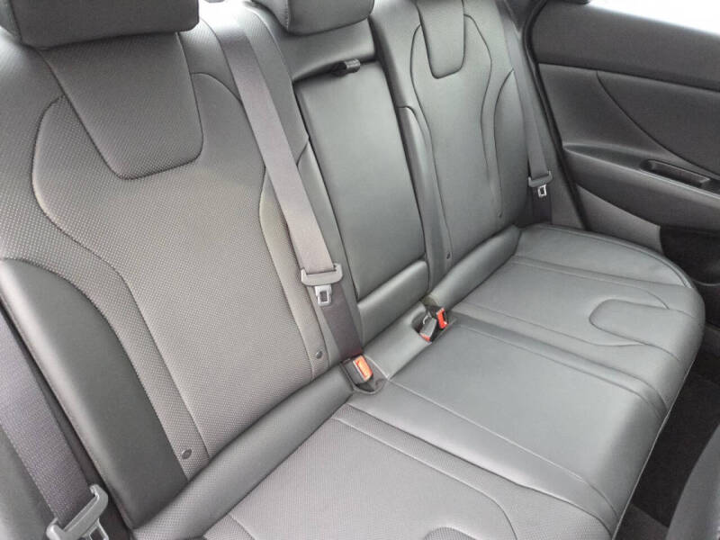 2023 Hyundai Elantra