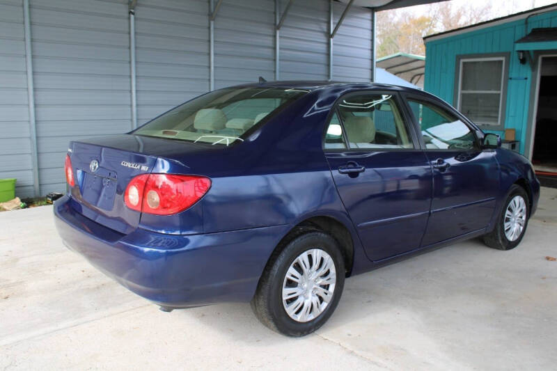 2005 Toyota Corolla LE