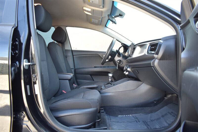 2019 Kia Rio 5-Door S