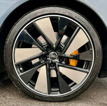 2022 Audi RS e-tron GT quattro