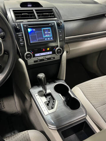 2013 Toyota Camry Hybrid