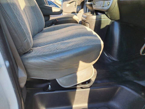 2017 GMC Savana 2500