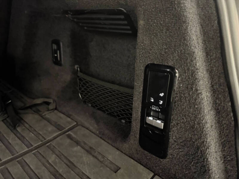 2024 Land Rover Range Rover Sport P360 SE