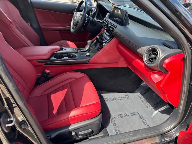 2023 Lexus IS 350 18