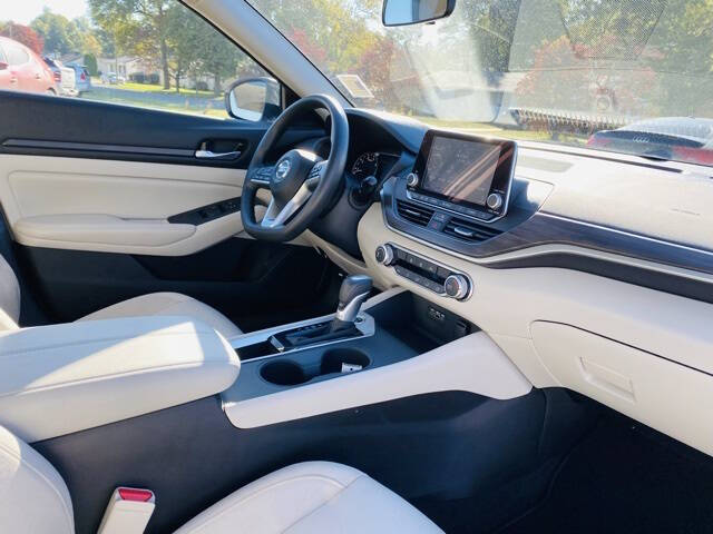 2025 Nissan Altima 2.5 SV