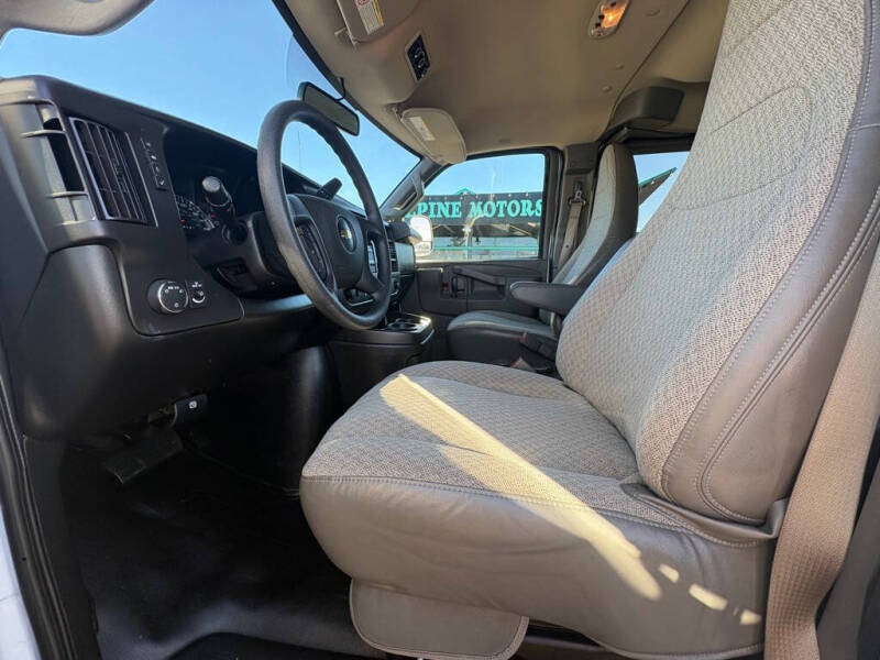 2023 Chevrolet Express LS 3500