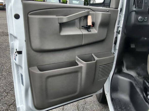 2025 GMC Savana 2500