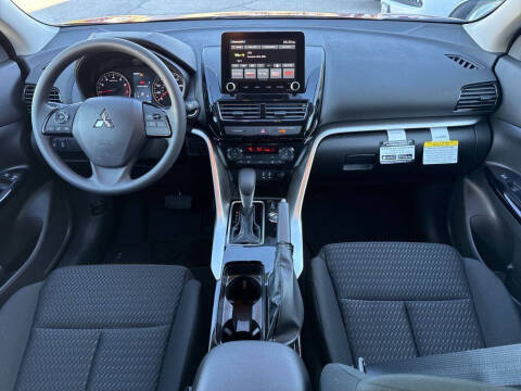 2026 Mitsubishi Eclipse Cross LE