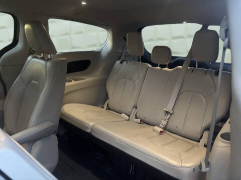 2021 Chrysler Pacifica Hybrid Touring L