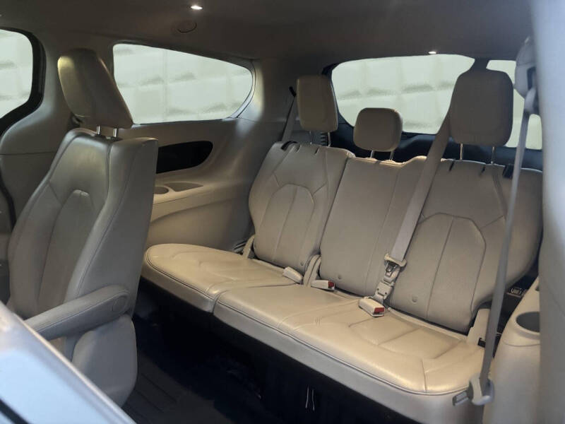 2021 Chrysler Pacifica Hybrid Touring L