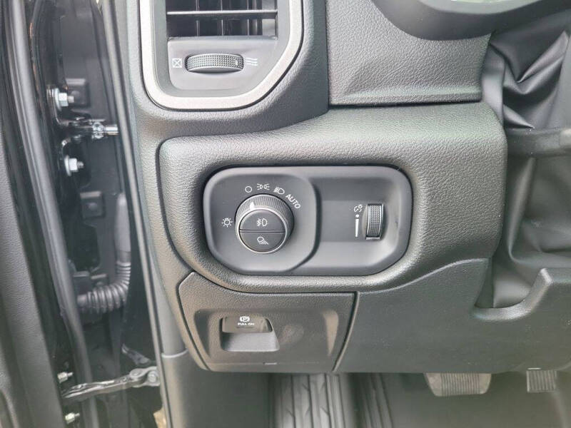 2026 RAM 1500 Warlock