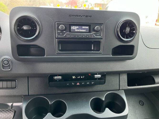 2024 Mercedes-Benz Sprinter