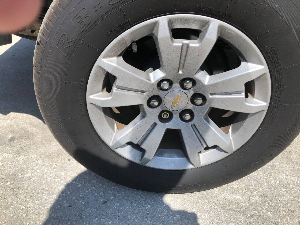 2017 Chevrolet Colorado  - $14,500
