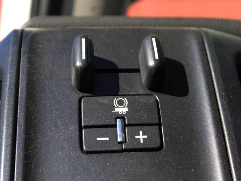 2019 International CV515