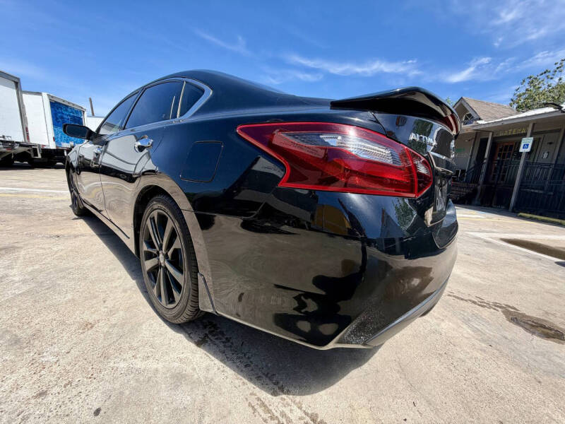 2017 Nissan Altima 2.5 SR