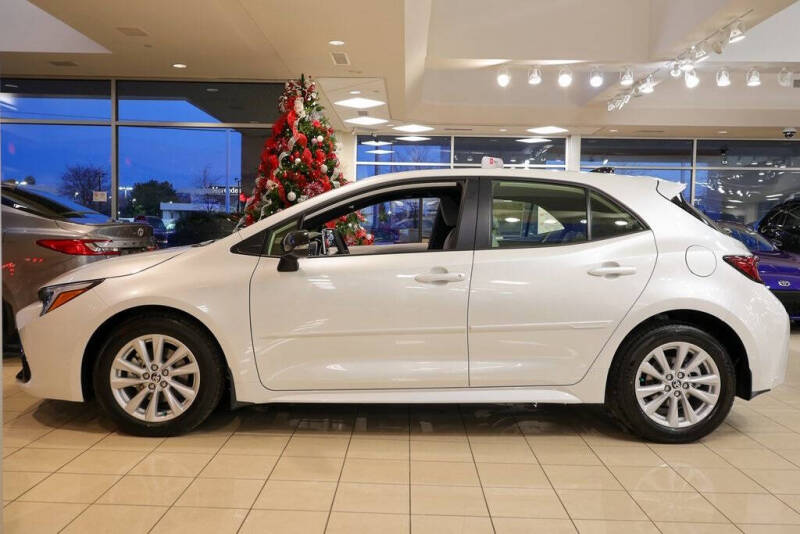 2026 Toyota Corolla Hatchback SE