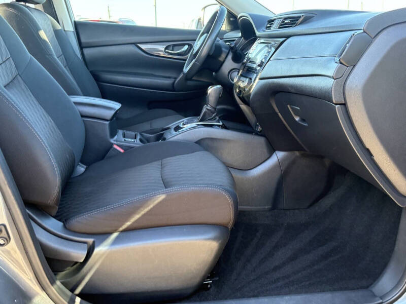 2017 Nissan Rogue Hybrid